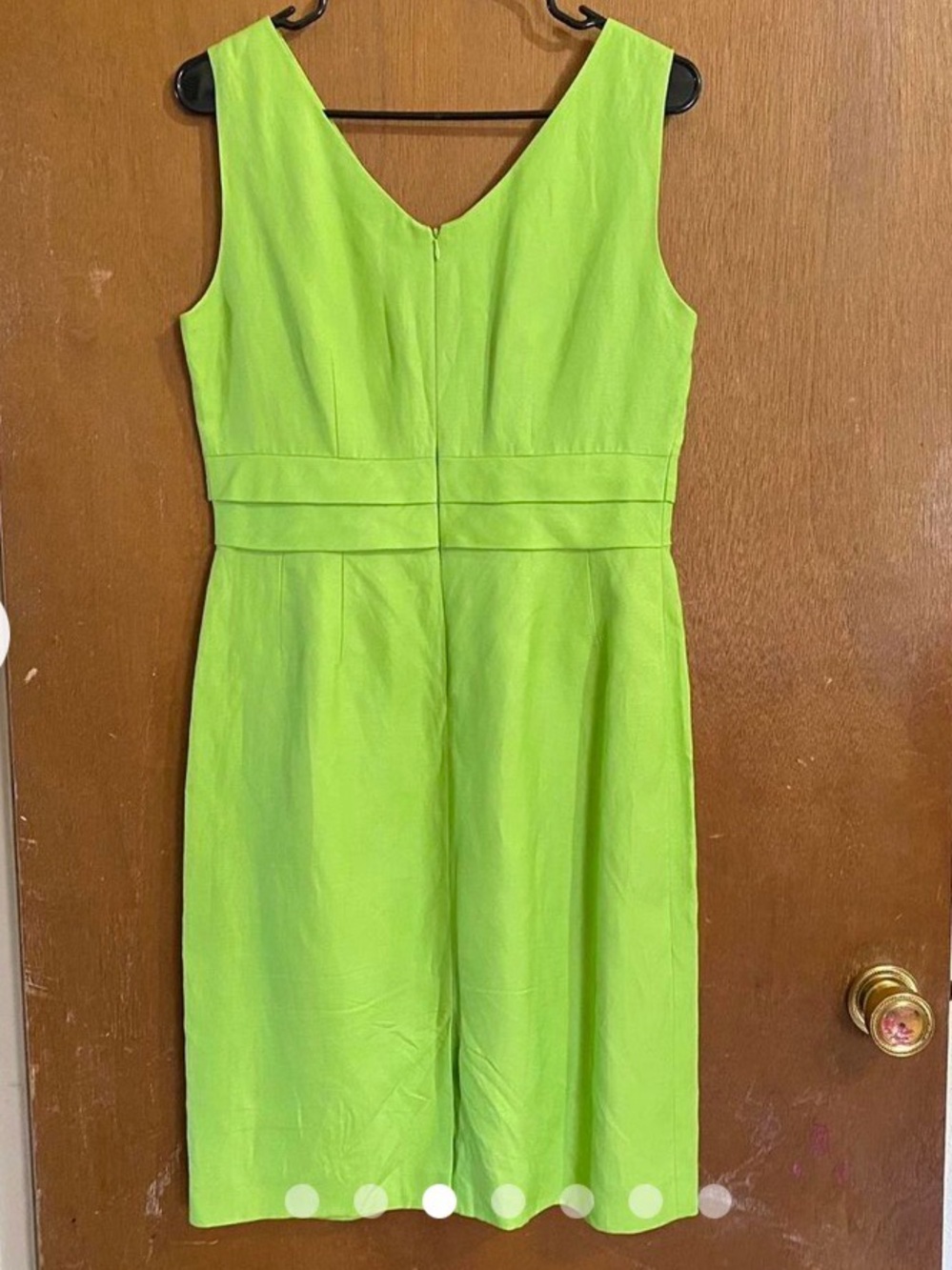 ANTONIO MELANI Lime Green Sleeveless V-Neck Sheath Dress - Picture 5 of 5